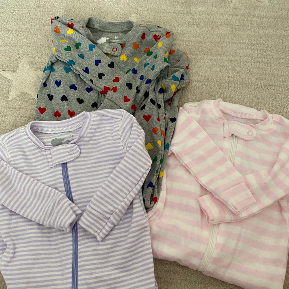 Primary Pajamas - 3-6 month (lot of 3)